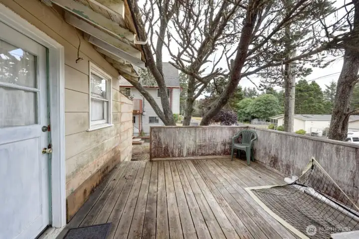 Front deck and main entrance