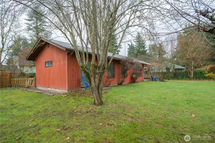 Views of the side of home.