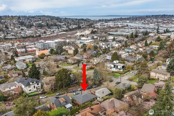 Shows proximity to the ship canal and sound. Convenient to Ballard.