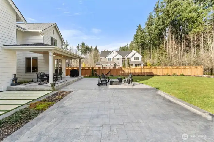 Private, peaceful and perfect for entertaining large family gatherings. This backyard oasis is the star of the home.