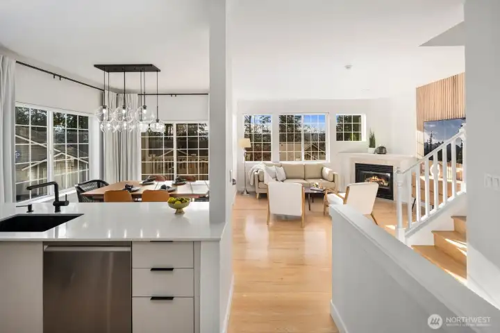 Lots of beautiful natural lights