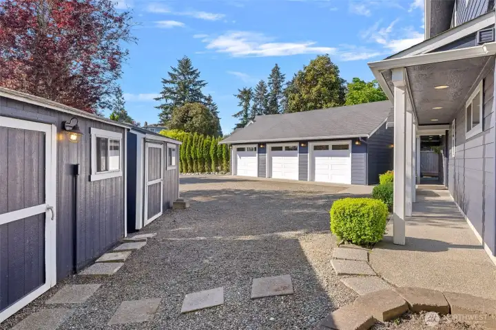 Huge detached 3 car garage.