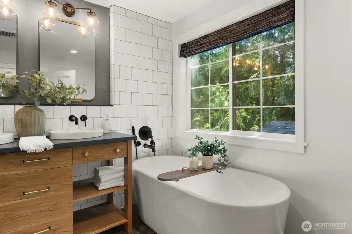Imagine peaceful evenings in your personal spa retreat! Imagine peaceful evenings in your personal spa retreat!