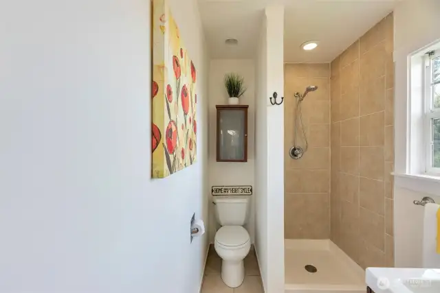 ADU 3/4 bath