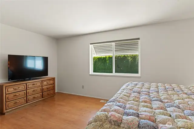 Master Bed & Bath