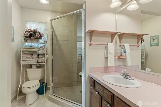 Master Bed & Bath