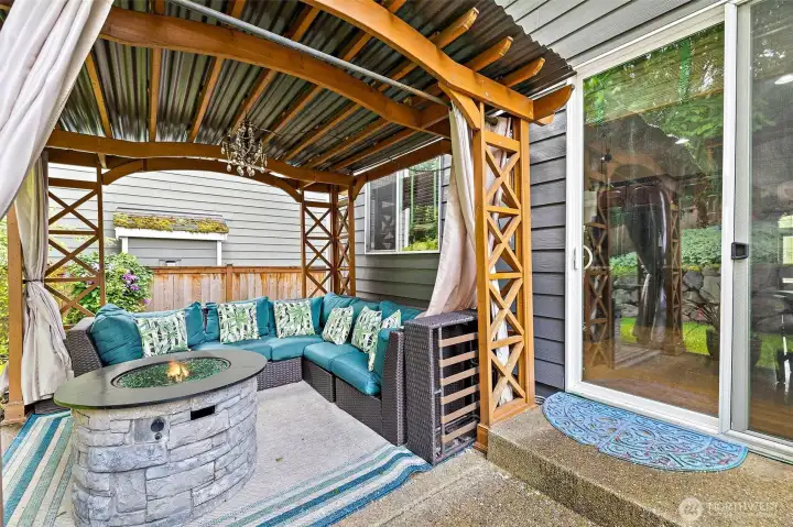 Outsize Gazebo