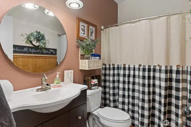 Main House Full Bath