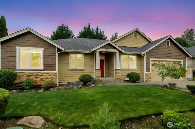 Landscaped Front Yard w/Sprinkler System