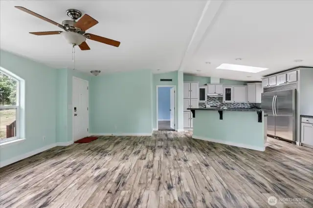 Front door/Living room