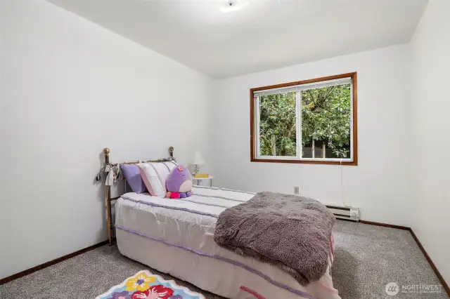 Bedroom 2 with brand new carpet installed