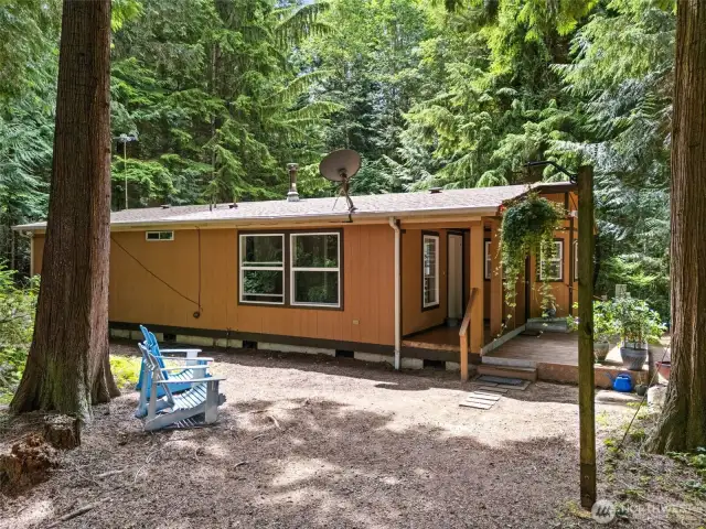 Adorable home with secluded separate driveway
