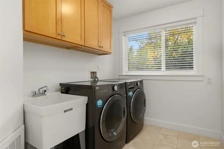 Upper level laundry room
