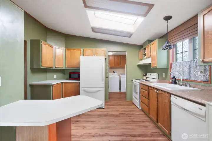 Kitchen w/ a little sitting area