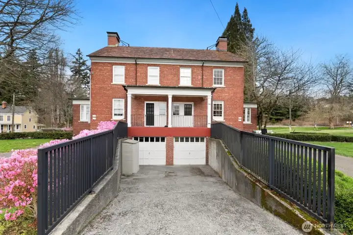 Shared driveway to garage