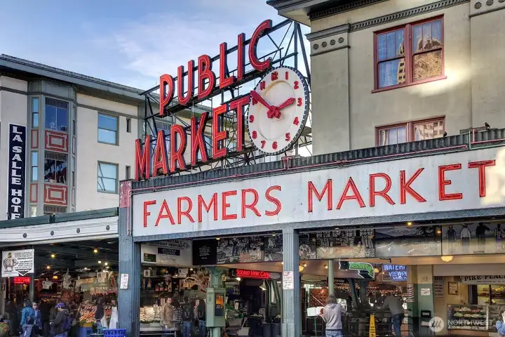 Stroll to Pike Place Market, just outside your door, for fresh bread, fish, produce, fruit and more!