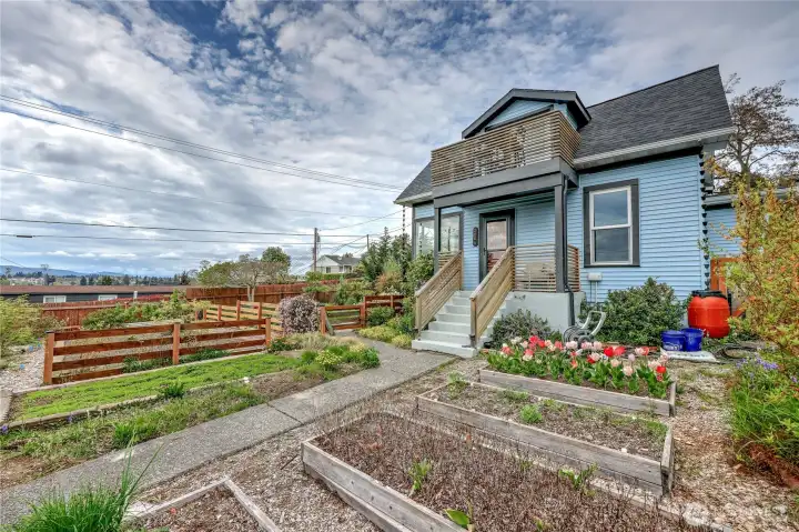 The raised beds are ready for you to grow your own!