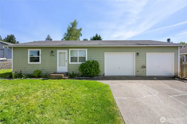 A desirable ramble- with a nearly 100% remodeled interior A desirable ramble- with a nearly 100% remodeled interior