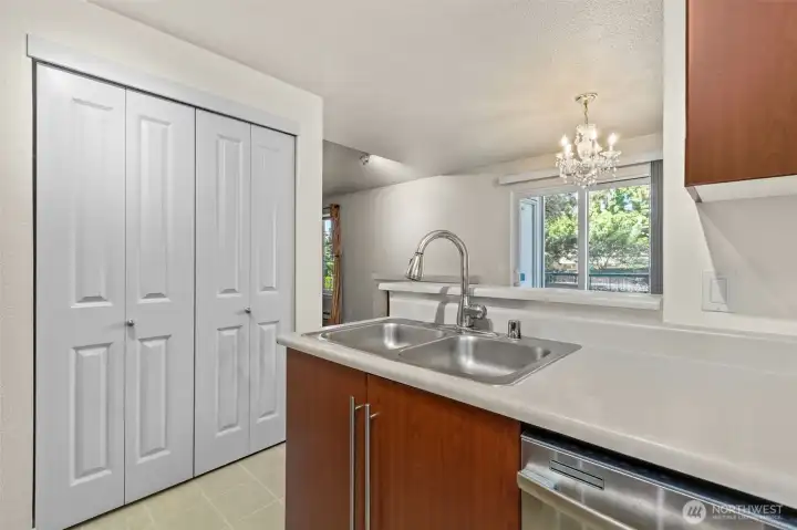 Virtually Staged kitchen with SS appliances included + pantry!