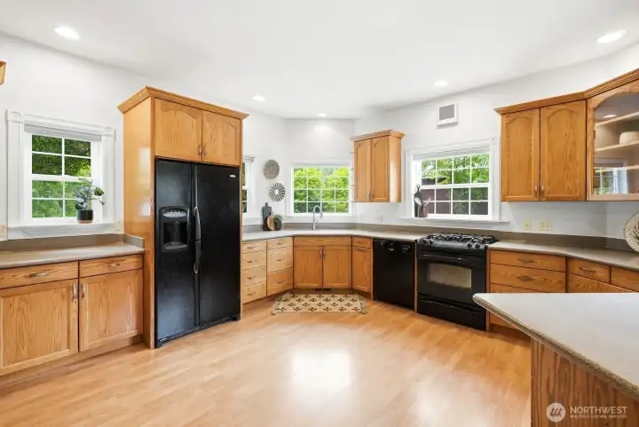 Spacious kitchen with gas range Spacious kitchen with gas range