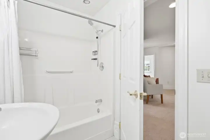 2nd level full guest bathroom 2nd level full guest bathroom