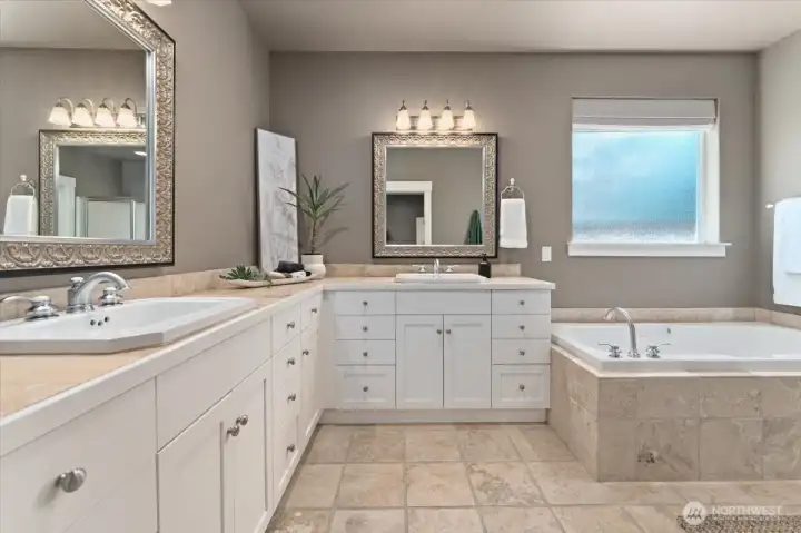 Luxurious primary bathroom Luxurious primary bathroom
