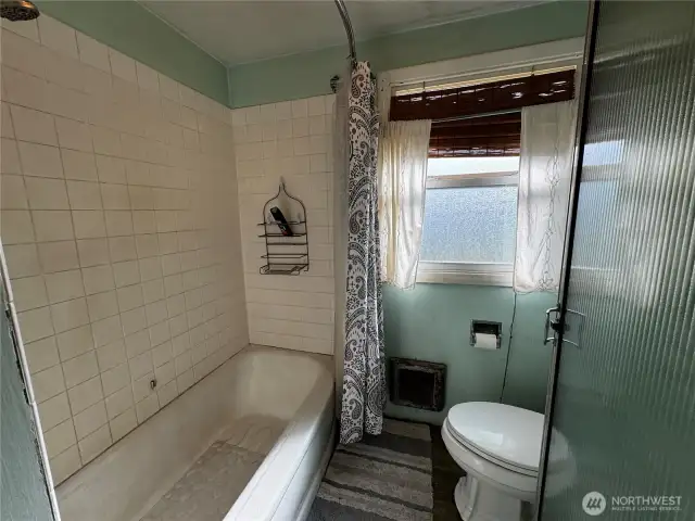 Main Floor Bathroom
