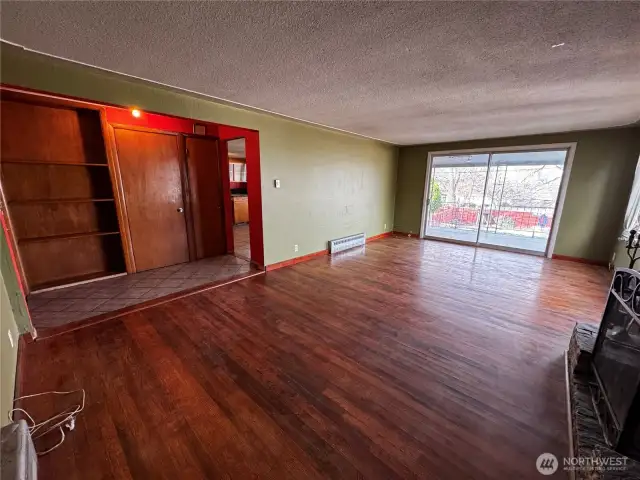 Ample Storage space through-out