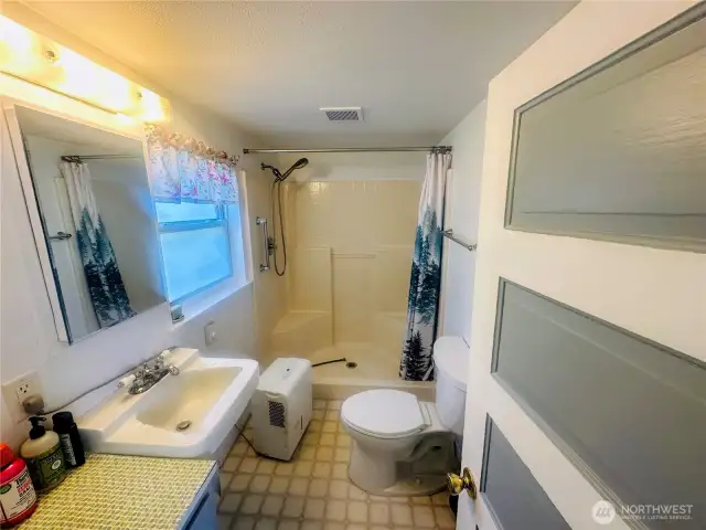 Guest Bathroom with shower