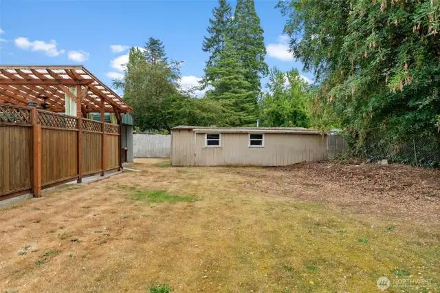 Large shed in the back for storage!