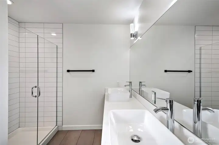 Dual Sinks