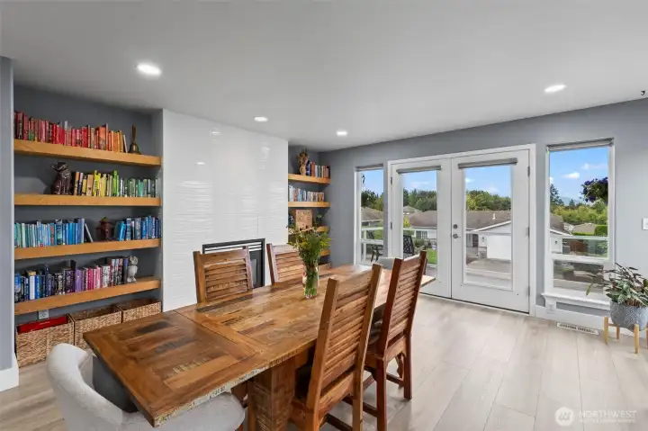 Balcony deck just off from the dining room showcases your water and mountain views.