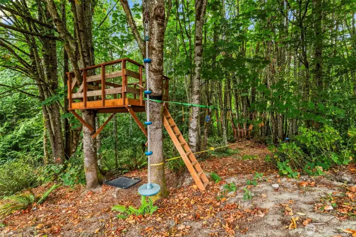 Treehouse, trails and more room to play!