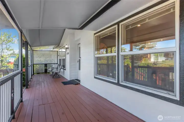 covered front porch with ramp