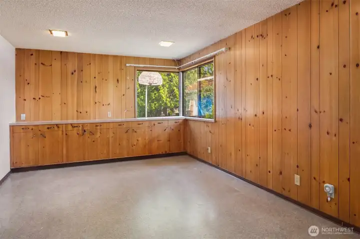 Additional living areas provide flexibility for a variety of occupancy and leasing strategies.