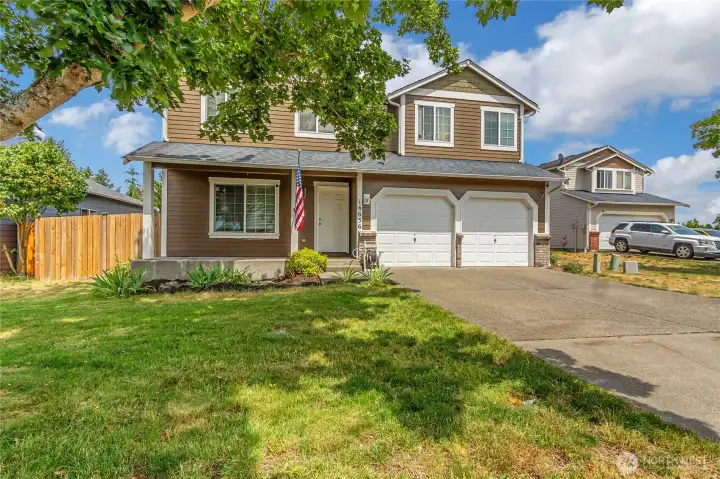Welcome home to this 5 bedroom shy 2300 sqft home.