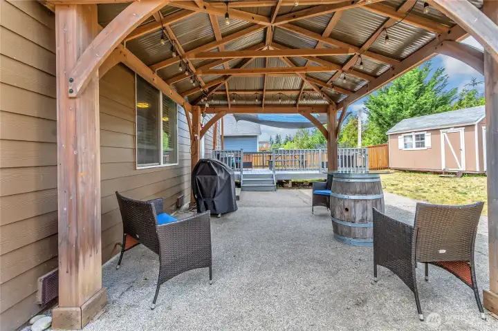 This lovely gazebo is another wonderful upgrade to be enjoyed on those warm summer days/nights. The entertainment sized patio is amazing