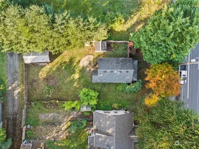 Overhead view - rear alley is to the left, and Boulevard Road is to the right