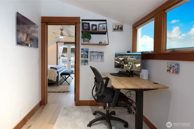 Den Area