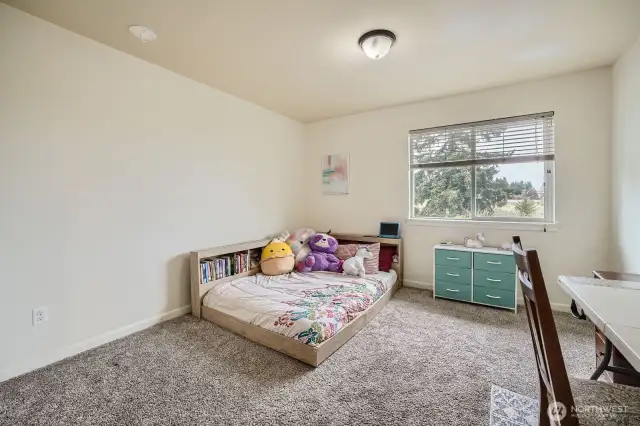 Upper bedroom #1