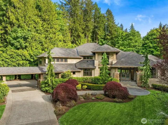 Welcome home to Montelena, a private gated community of six estates on Union Hill. This 2.18 acre homesite is bright, open, and sunny and offers extraordinary privacy and serenity.