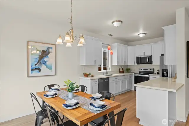 All brand new SS appliances, quartz countertops, & 40" shaker cabinets!