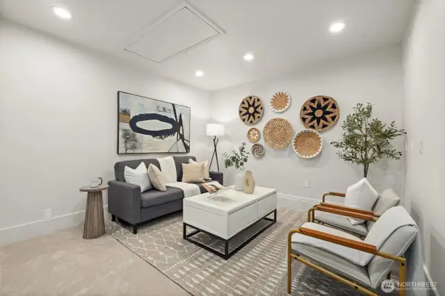 Bonus/Family Room