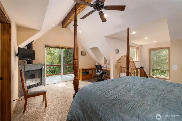 Private deck off the primary bedroom