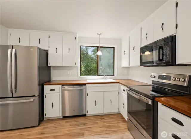 All new SS appliances