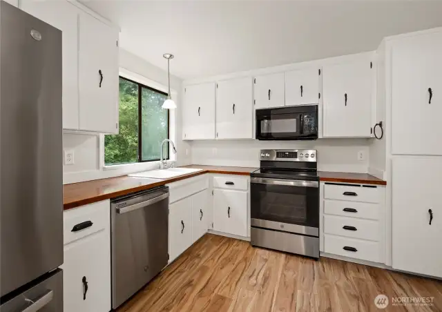 nice layout for cooking those nice meals
