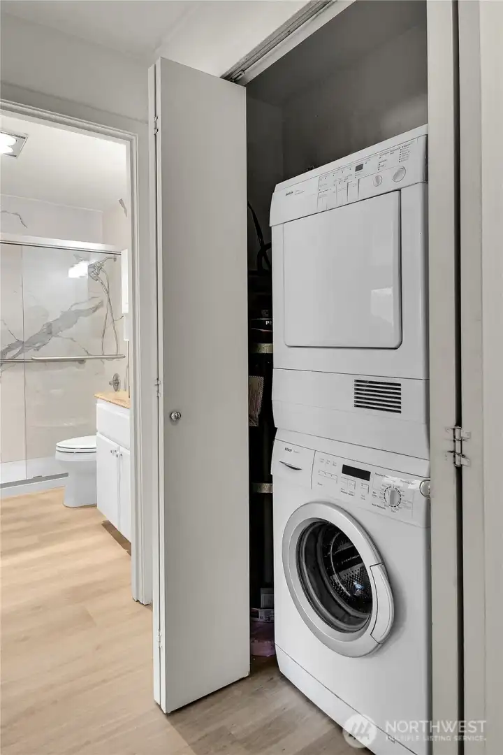 Conveniently located laundry closet