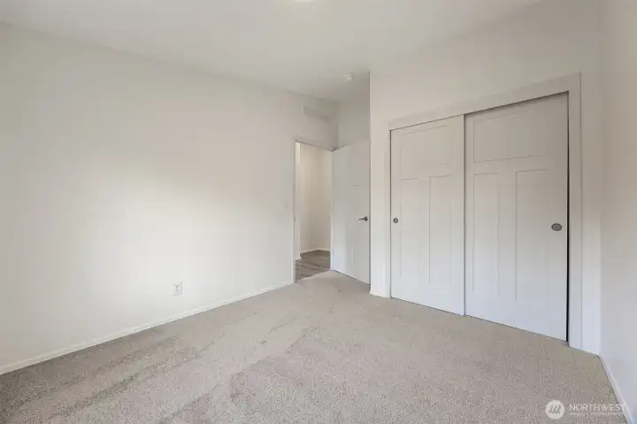 Bedroom 2 is spacious enough to be shared, be a craft room or a second living room.