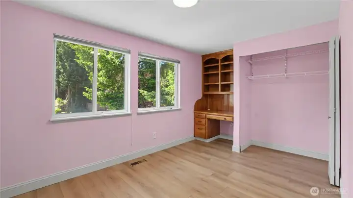 Additional bedroom.