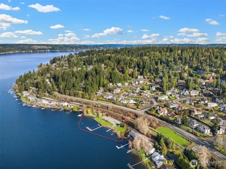 Only community of 106 homes to have access to 400’ of community beach, overnight mooring, boat launch, picnic/BBQ area, beach/swim area & dock on Lake Sammamish a true sense of community.
